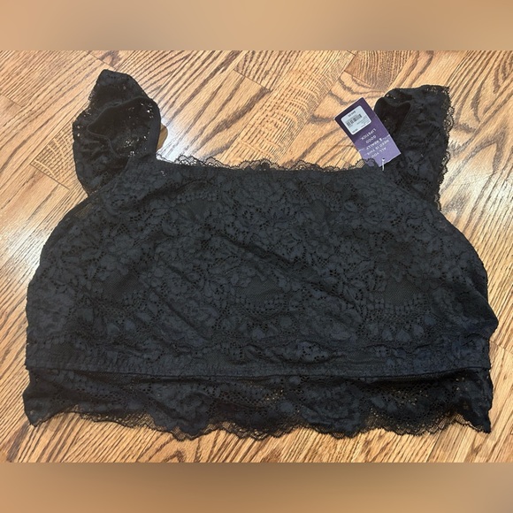 NWT CaciqueThe Seriously Sexy collection 18/20 lace bralette with lace straps - Picture 1 of 4